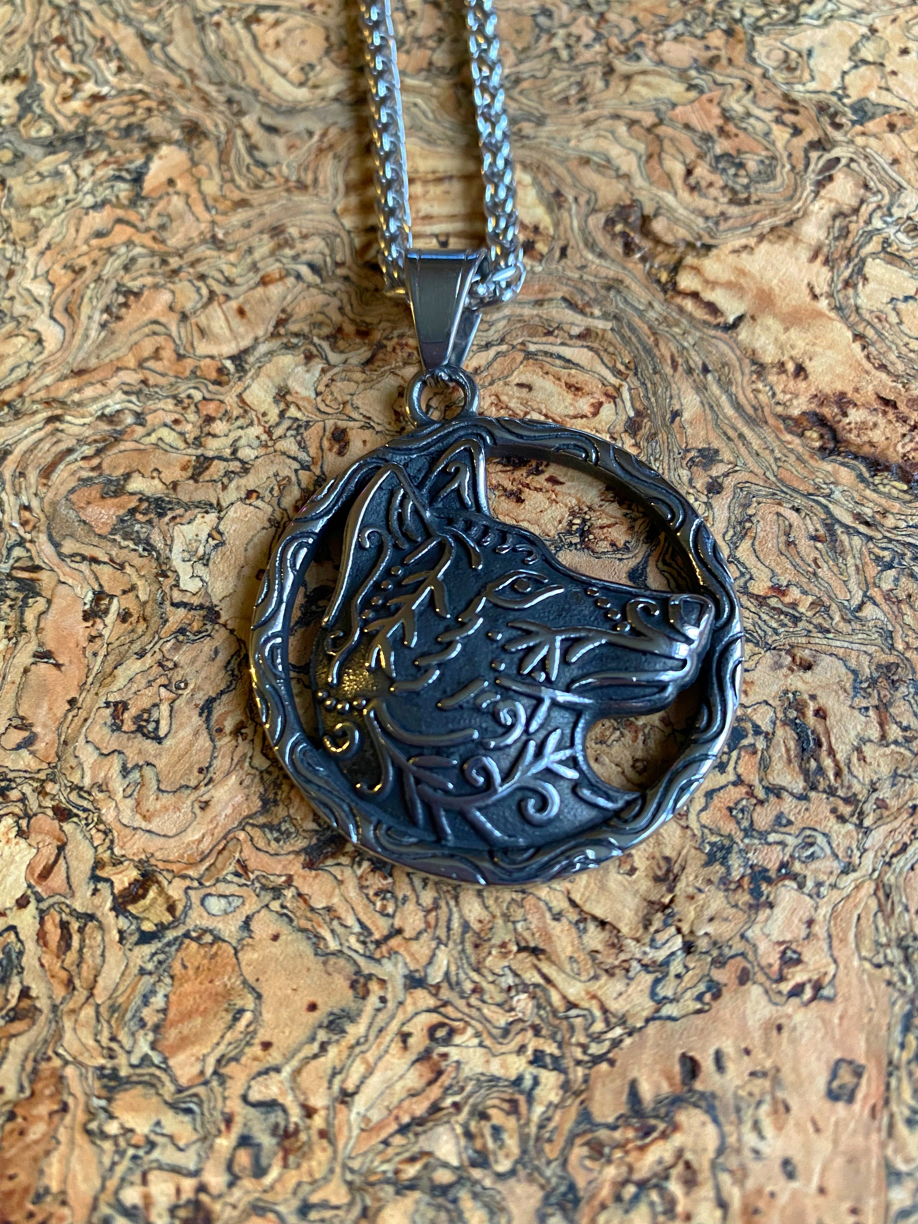 Premium Viking Necklace - Fenrir’s Circle