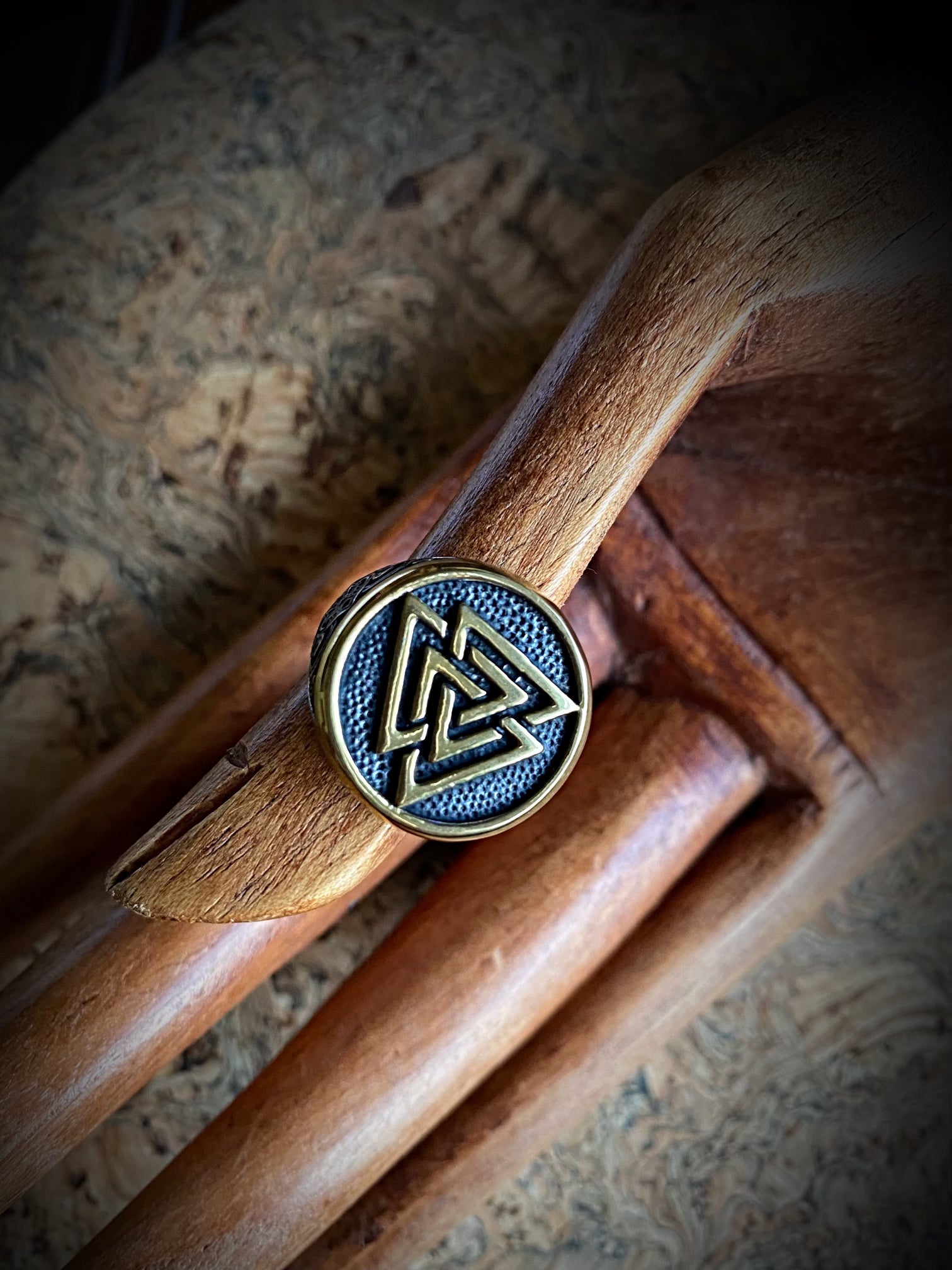 Viking Ring - Golden Valknut