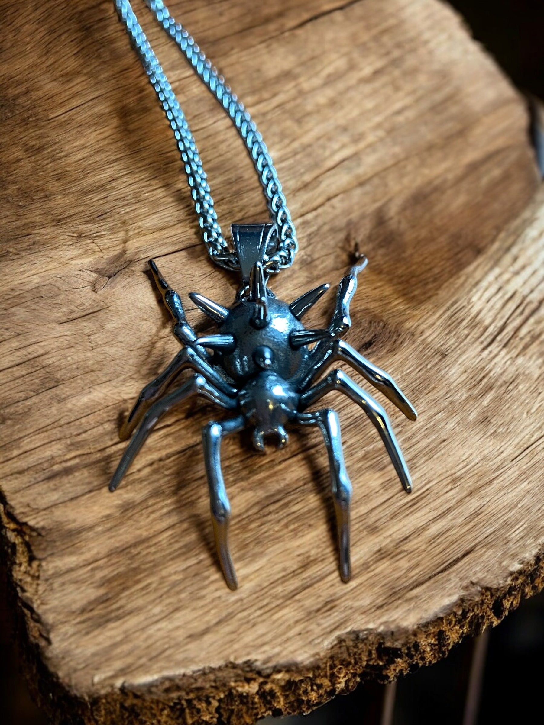 Norns Of Frigga - Viking Spider Necklace