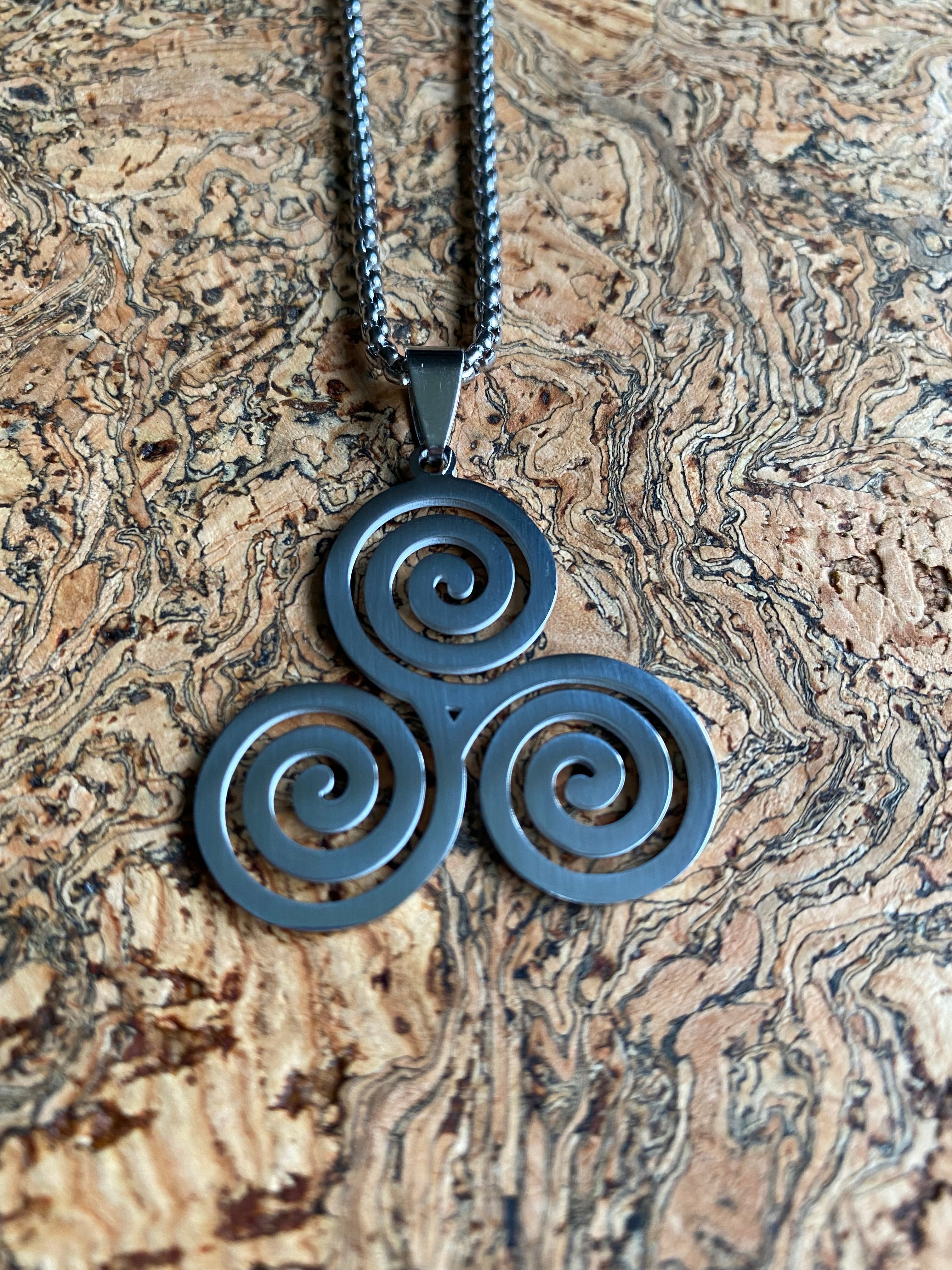 Premium Viking Necklace - The Powerful Triskele