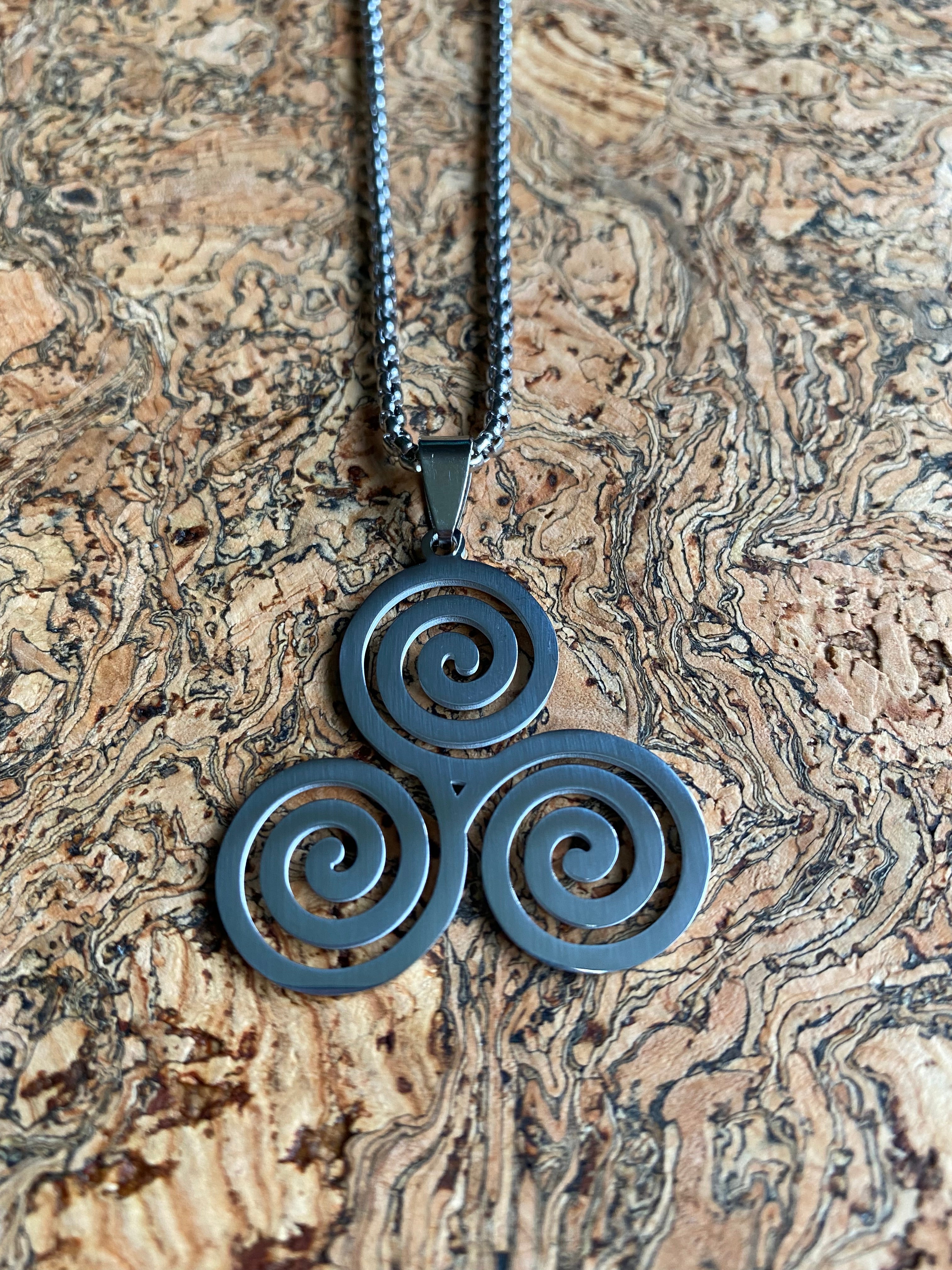 Premium Viking Necklace - The Powerful Triskele