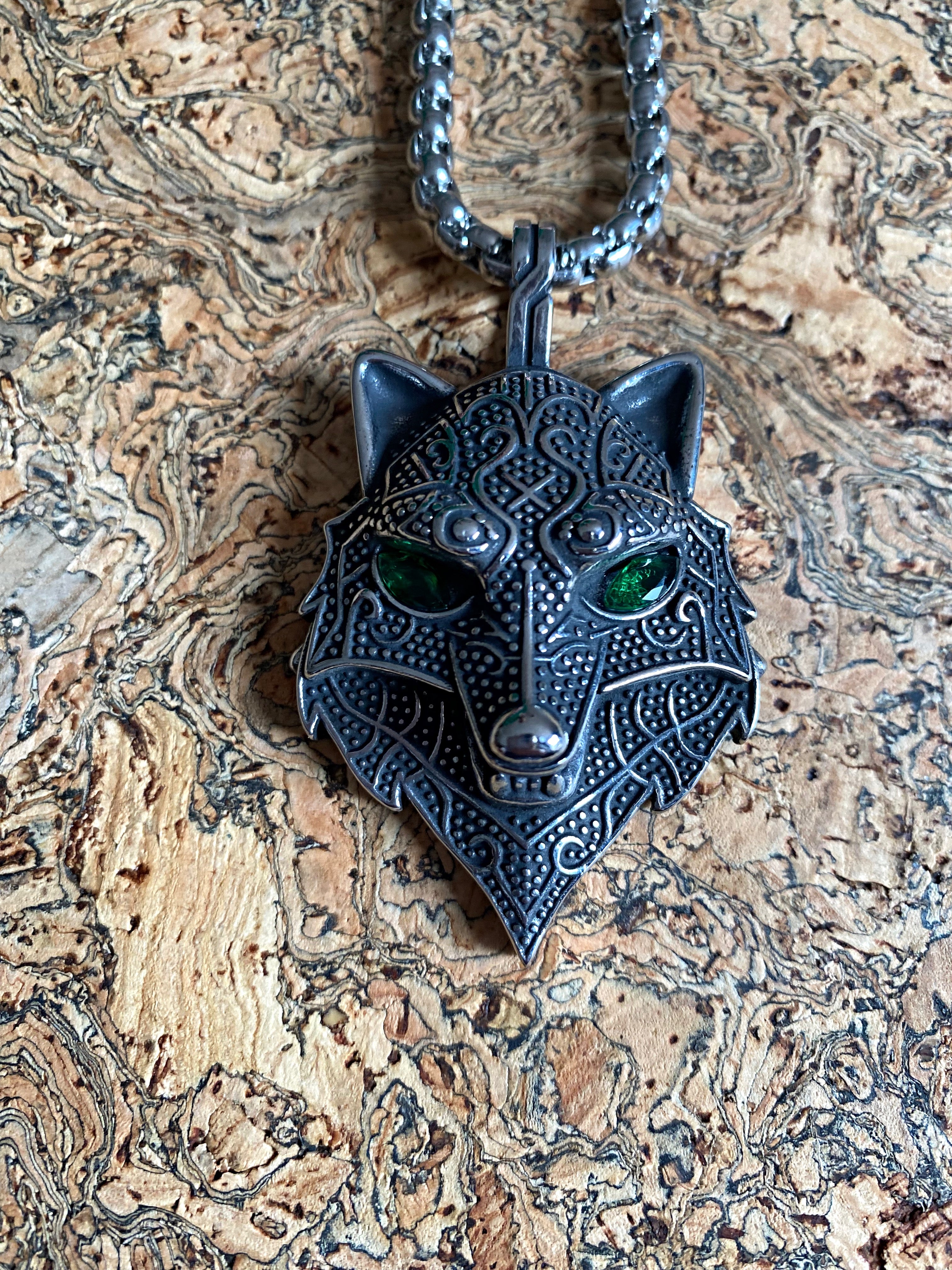 Premium Viking Necklace - The Brave Fenrir Wolf