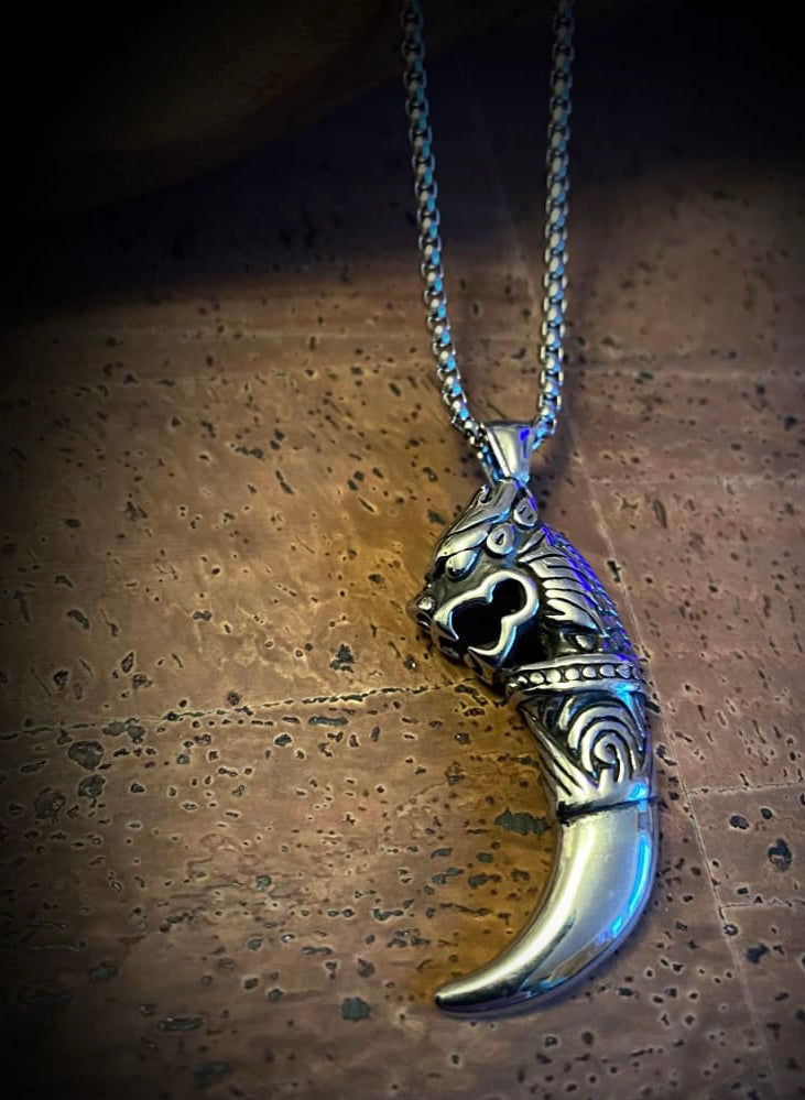 Viking Necklace - Dragon Tooth