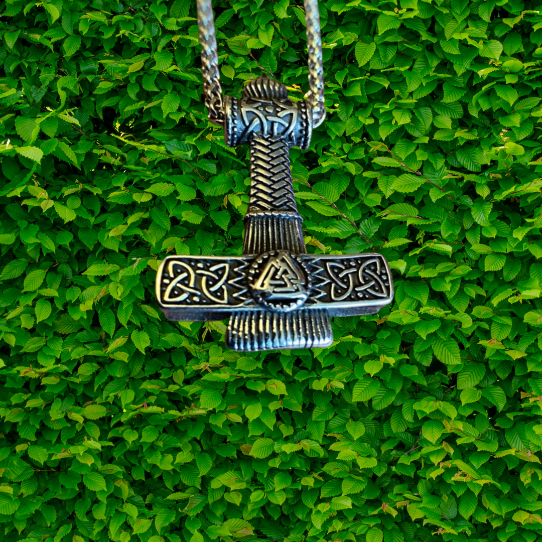 Thor Hammer Necklace - Valknut Knot