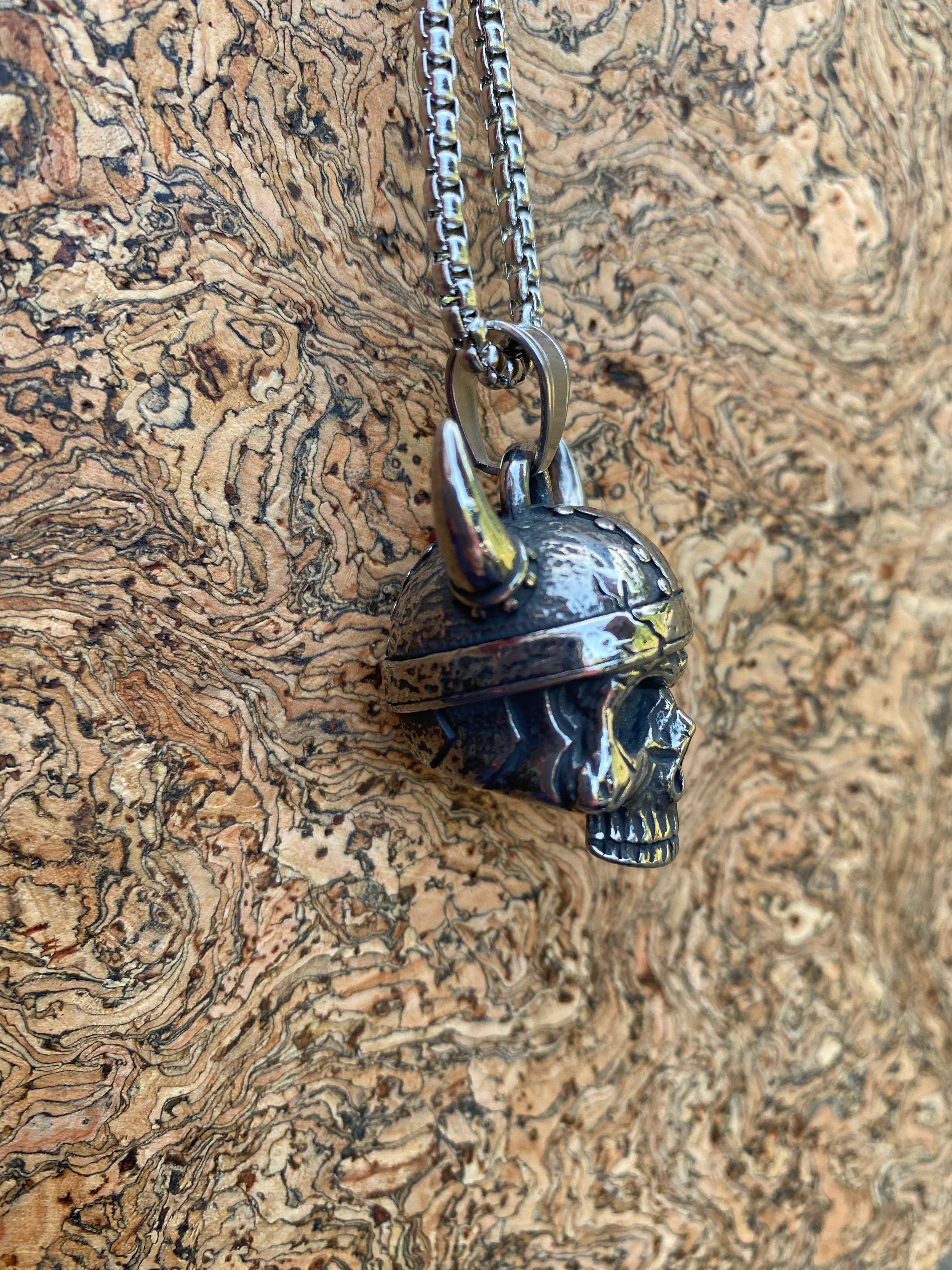 Viking Necklace - Nordic Skull