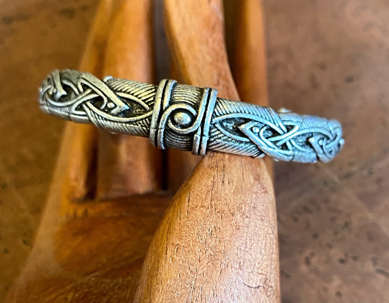 Viking Arm Ring - Norse Wolves