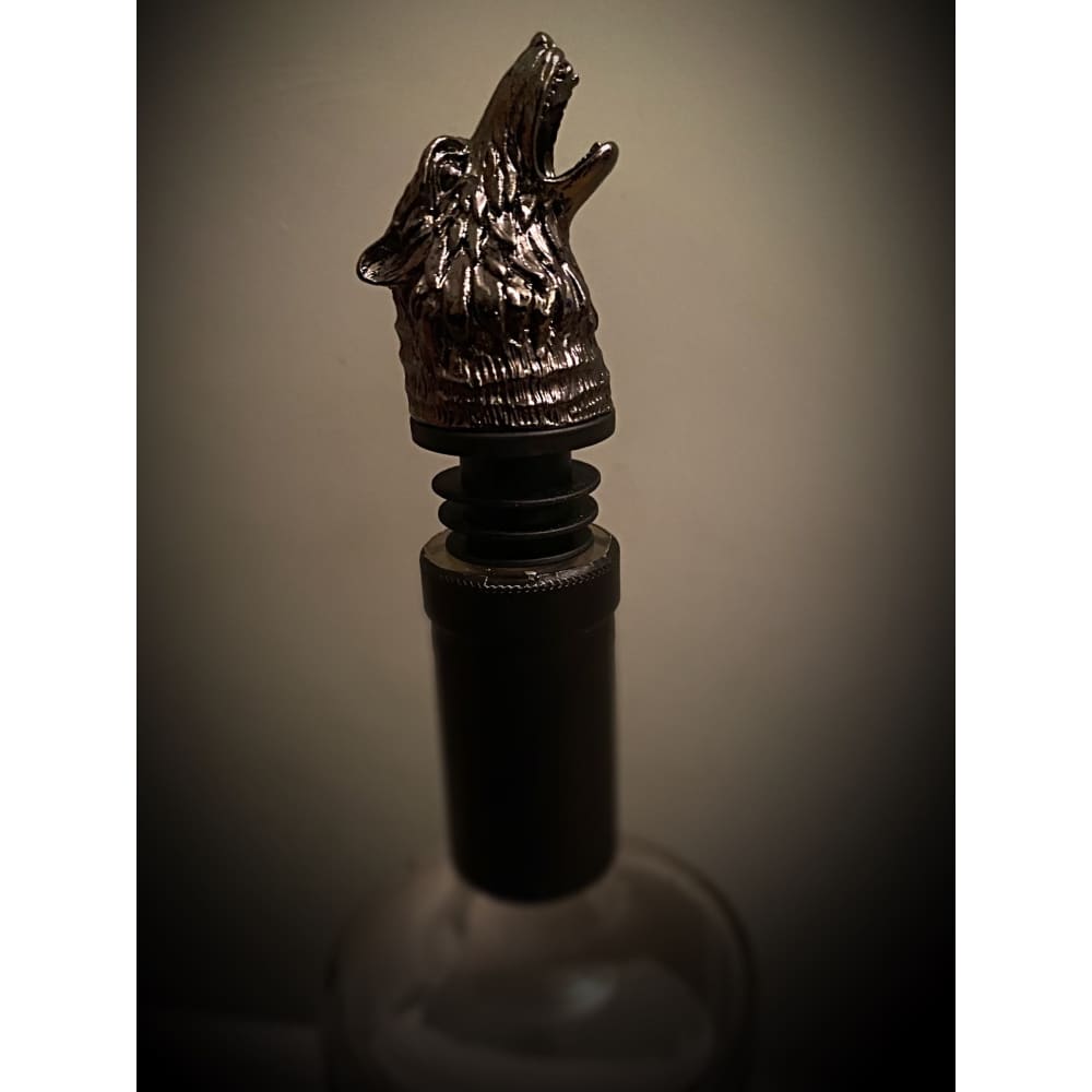 Premium Heavy Wolf Wine Stopper And Pourer