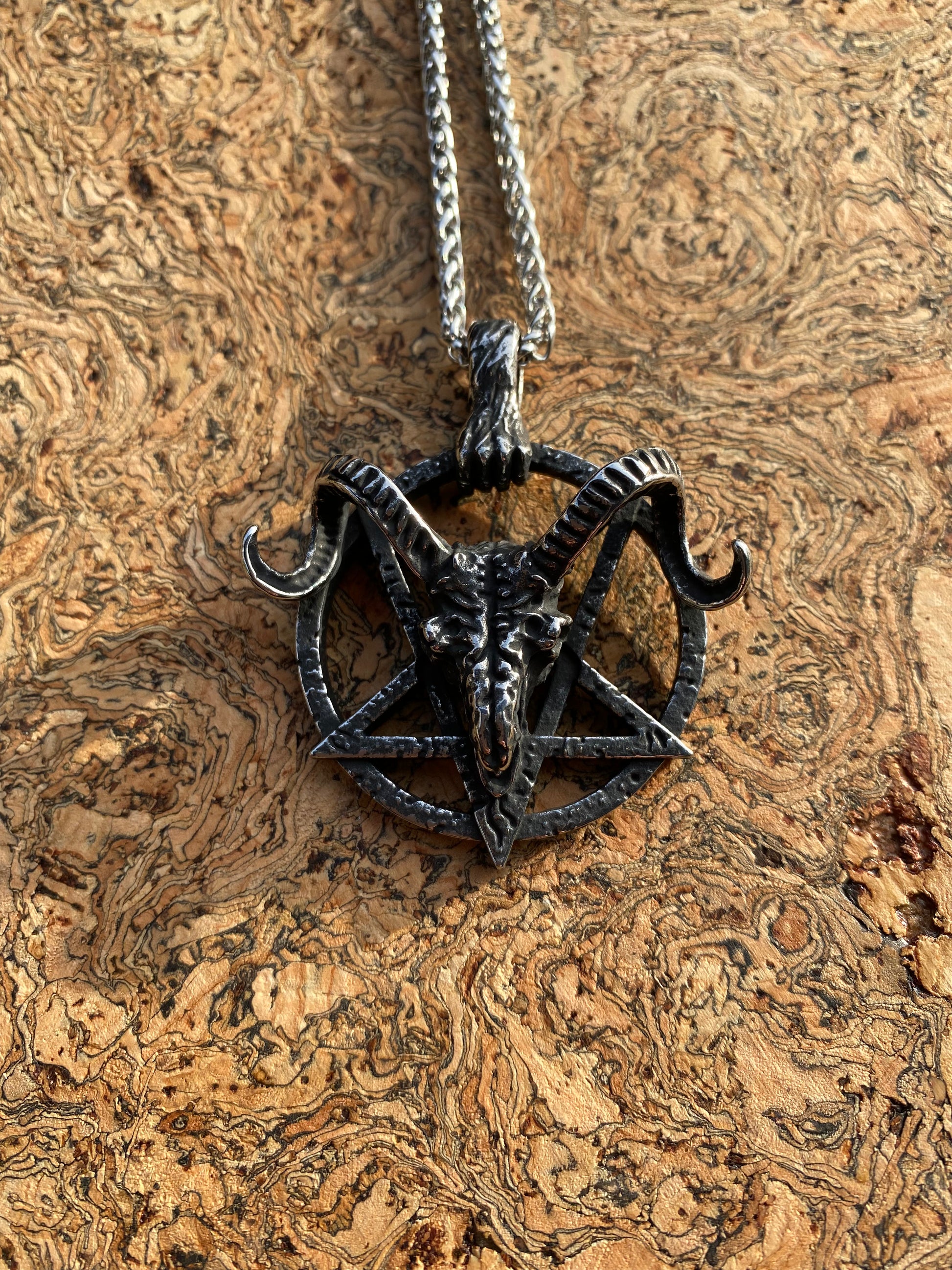 Raven 2025 head necklace