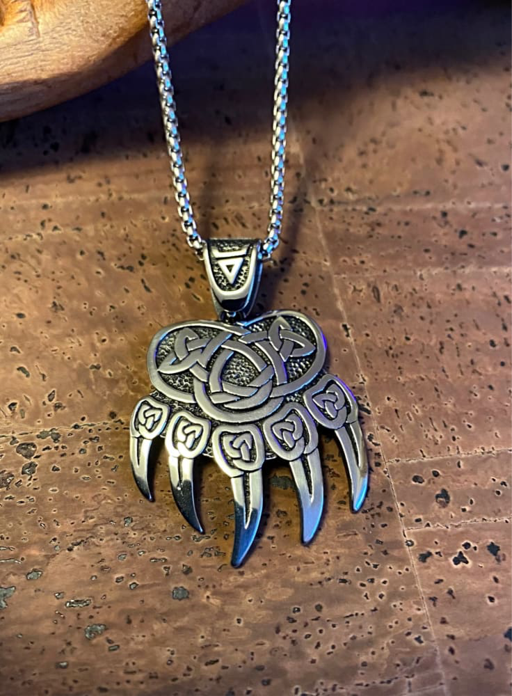 Viking Necklace - Bear Paw
