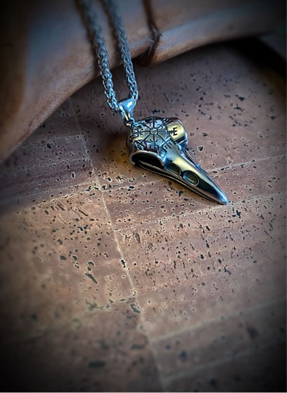 Viking Necklace - Vegvisir Raven’s Skull