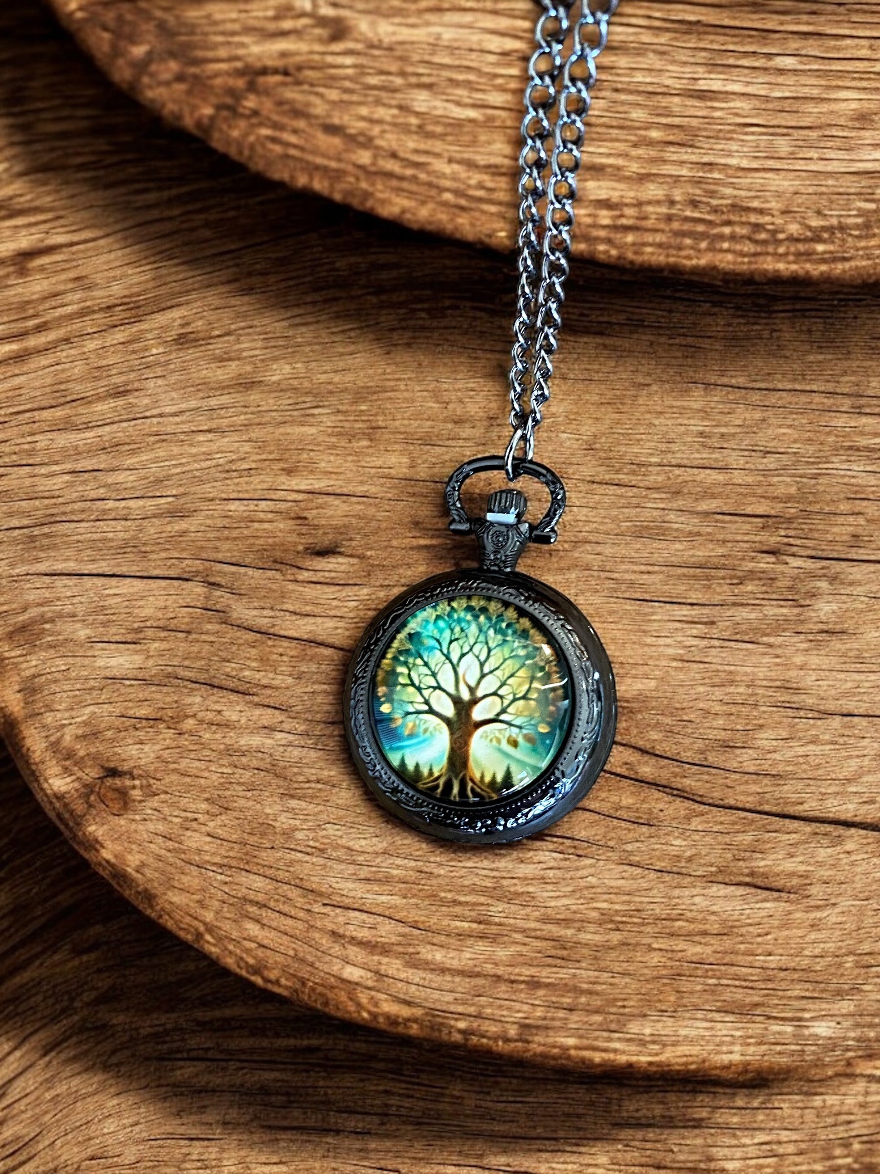 PREMIUM VIKING THE VIBRANT YGGDRASIL TREE POCKET WATCH