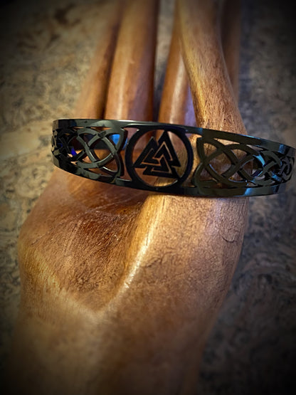 Viking Bracelet - Black Warrior Valknut