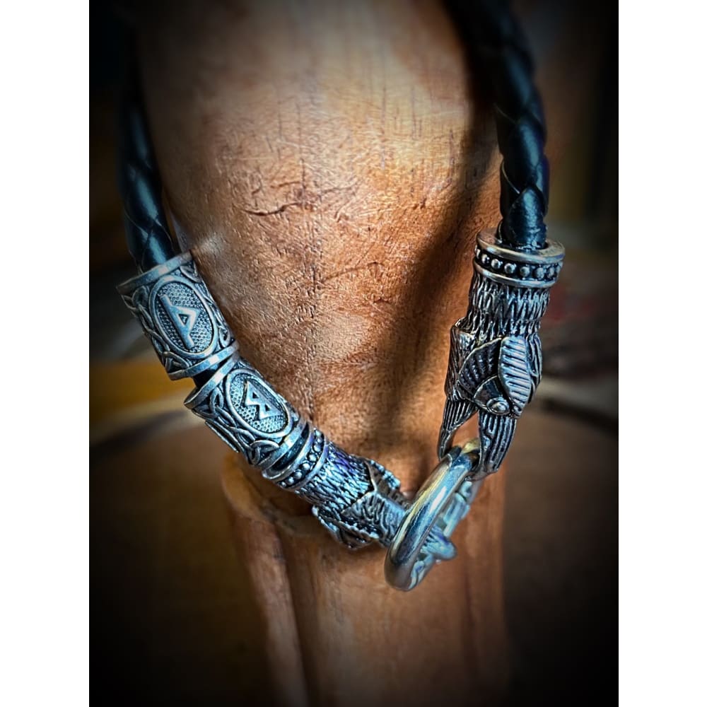 Viking Leather Bracelet - Vegvisir Symbol
